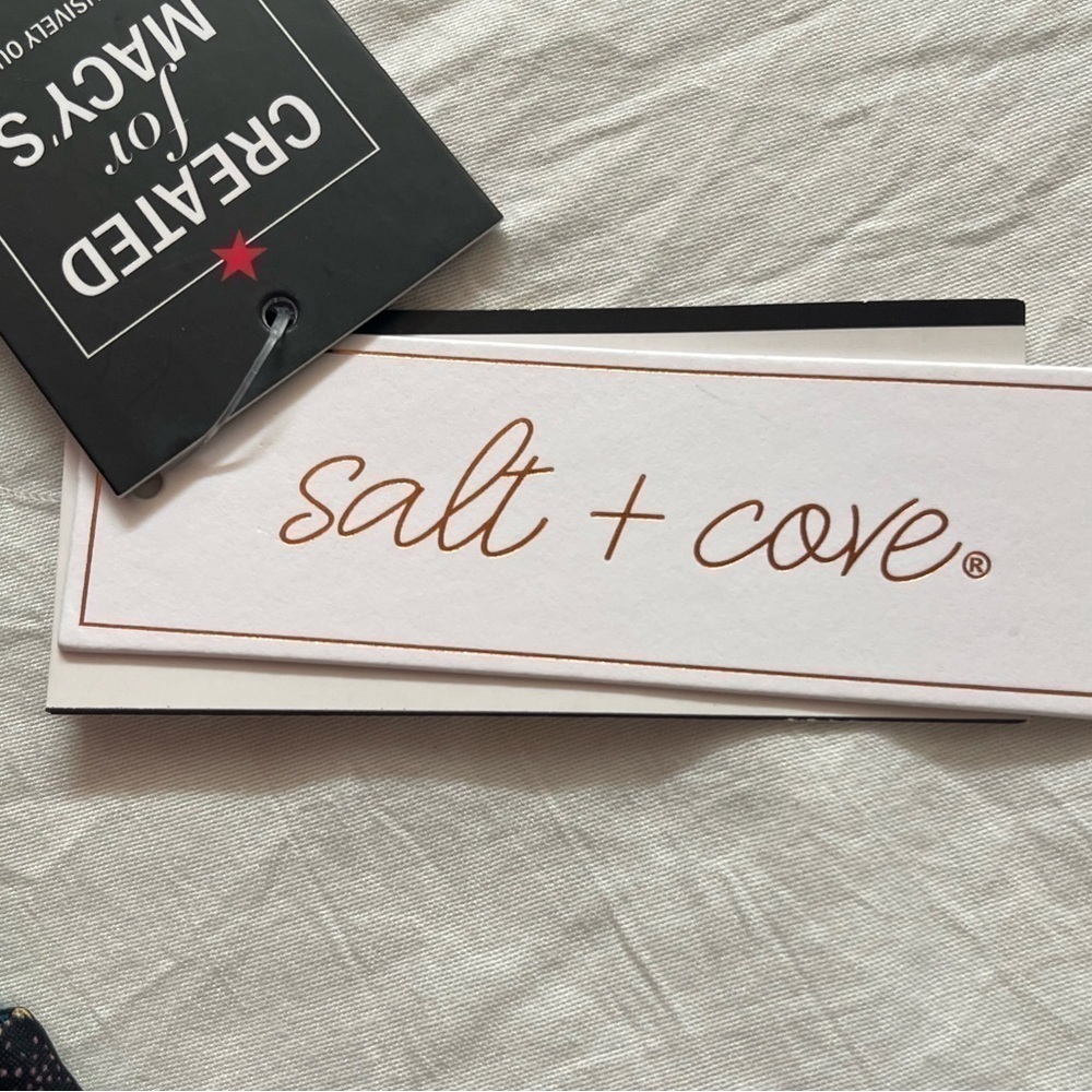 Salt & Cove Two piece bikini - Picture 7 of 7